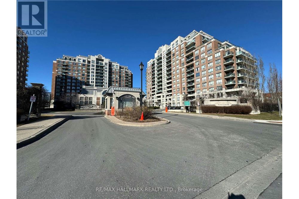 Residential - Condo/Apartment - Richmond Hill, Canada - CANADA ...