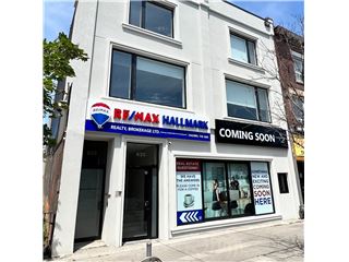 Office of RE/MAX Hallmark Realty Ltd - टोरंटो