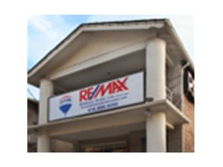 Office of RE/MAX Hallmark Realty Ltd - Toronto