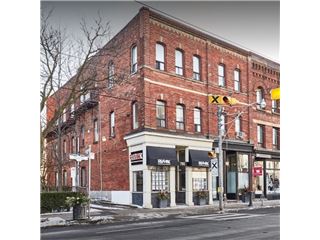 Office of RE/MAX Hallmark Realty Ltd - Toronto