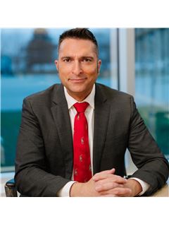 Robert Ogilvie - RE/MAX Nova
