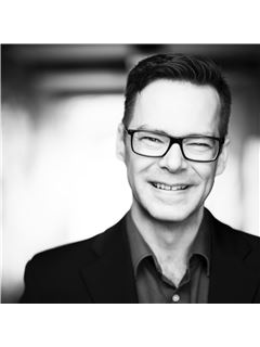 Greg Maxwell Pike - RE/MAX Realty Specialists