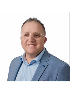 Darrin Boudreau - RE/MAX Nova