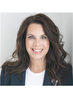 Dawna M Candelora - RE/MAX Nova
