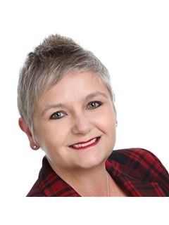 Louise Lorenc - RE/MAX Nova