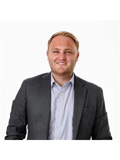 Greg MacIsaac - RE/MAX Harbourside Realty Ltd