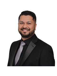 Rohan Gogia - RE/MAX Nova