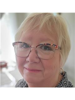 Nancy Henning - RE/MAX Park Place Inc