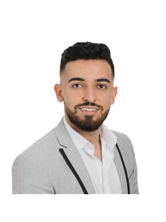 Ali Farzaneh - RE/MAX Nova