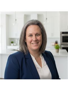 Stephanie Malone - RE/MAX Harbourside Realty Ltd