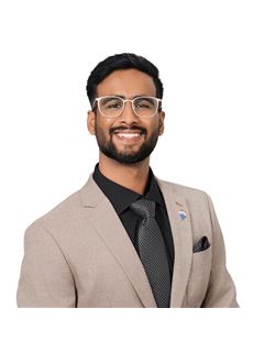 Rishu Arora - RE/MAX Nova