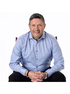 Kevin J Gallant - RE/MAX Harbourside Realty Ltd