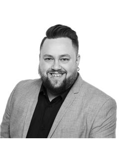 Anthony Carter - RE/MAX Nova