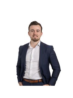 Matt Mroz - RE/MAX Nova