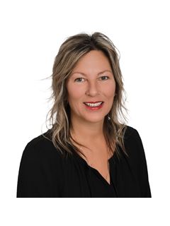 Tanya Hurst - RE/MAX Nova