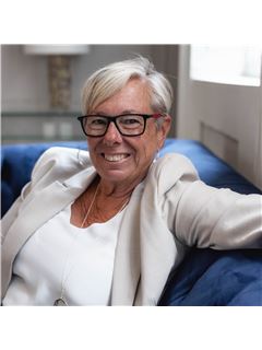 Betty Lou Killen - RE/MAX Nova