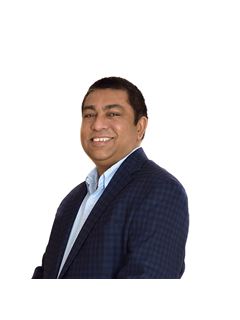 Shariq Wasi - RE/MAX Nova
