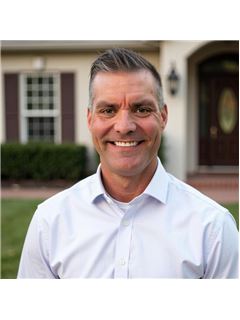 Nick Mulvey - RE/MAX Newport