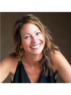 Marcia Ricchio - RE/MAX Newport