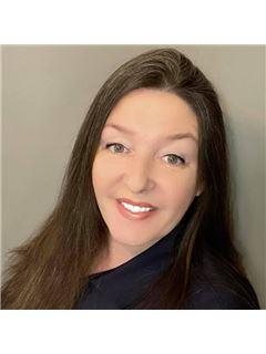 Virginia Herek - RE/MAX Newport