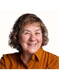 Karen S Sorenson - RE/MAX Newport