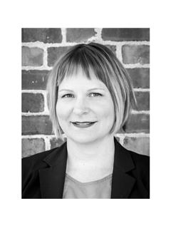 Sarah A Sobecke - RE/MAX Lakeside