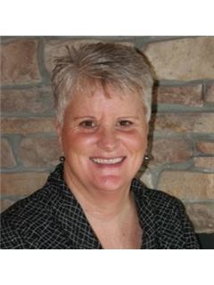 Tracey A Gundersen - RE/MAX Preferred Realty