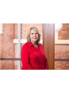 Associate - Susan Marshall - REMAX Success