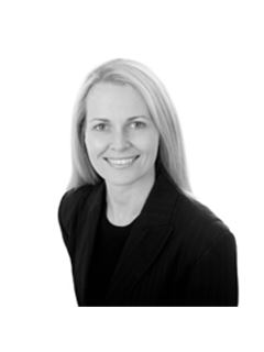 Office Administrator - Leysia Moore - REMAX First Residential