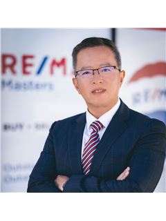 Broker/Owner - Robin Yu - REMAX Masters