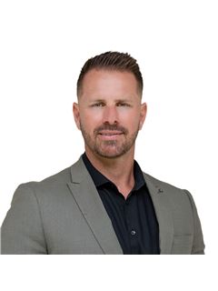 Dave Neilson - REMAX Bayside