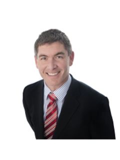 Directeur d'agence - David Moore - REMAX First Residential