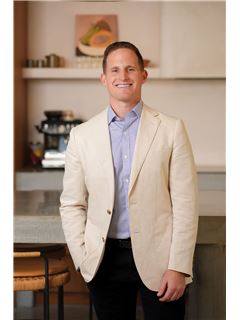 Broker/Owner - Ryan Fisher - REMAX Aspire