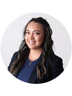 Phoebe Maxfield – RE/MAX United – Helensvale, Queensland | Australia