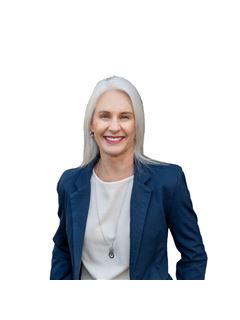 Lisa Stromborg - REMAX Bayside