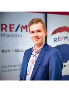 Associate - Liam Critchlow - REMAX Masters