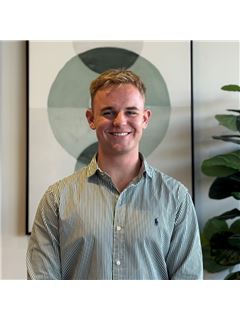 Associate - Brodie Richmond - REMAX Regency