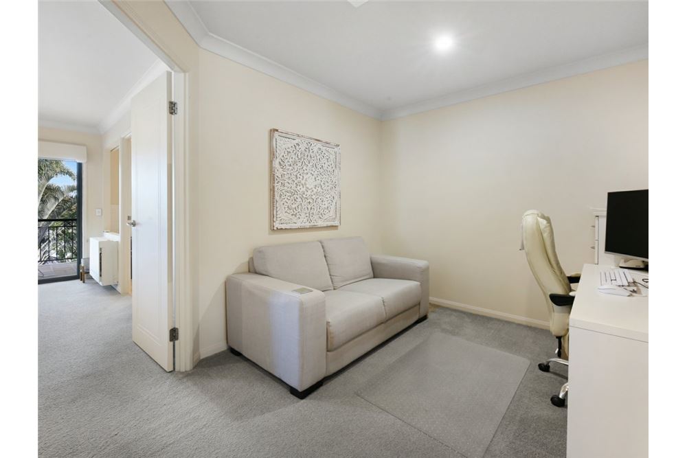 Residential - Condo/Apartment - Carrara, Australia - Australia - 20 - 1043195031-122