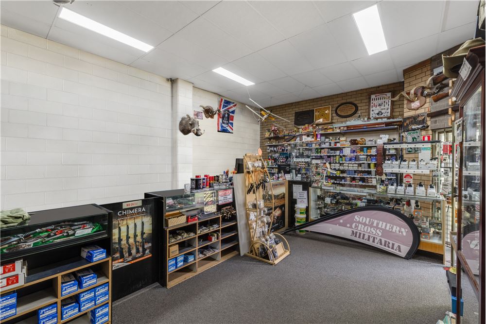 Comercial -  - South Toowoomba, Australia - Australia - 6 - 1043167028-413