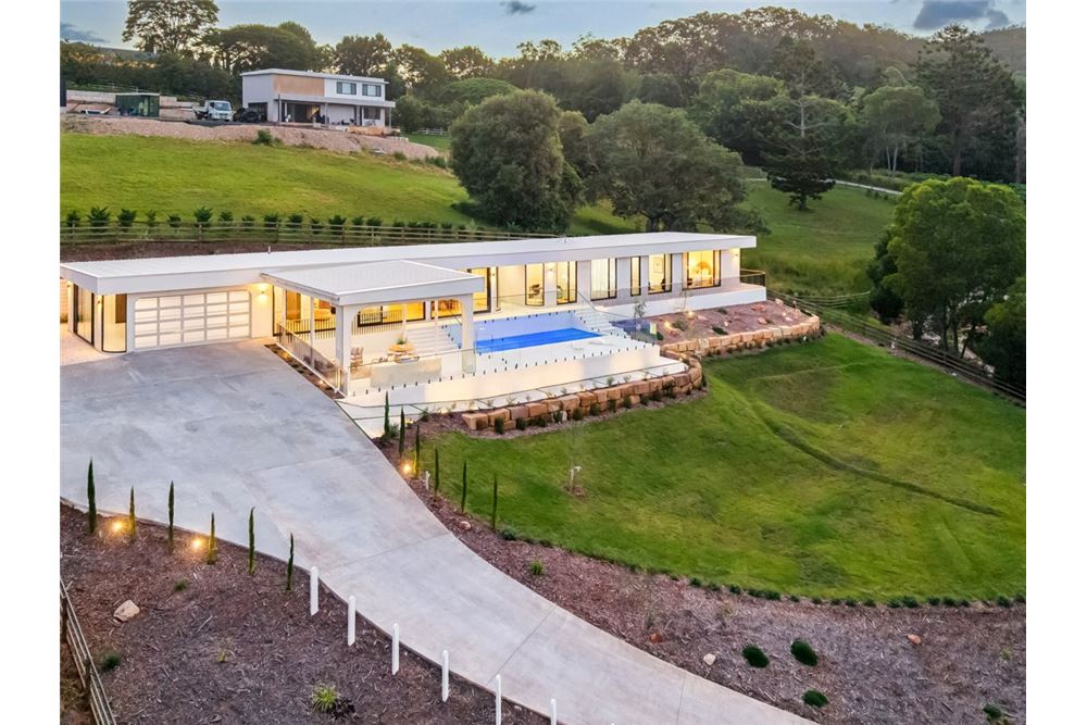 Residential - Country Estate - Bonogin, Australia - Australia - 23 - 1043195032-771