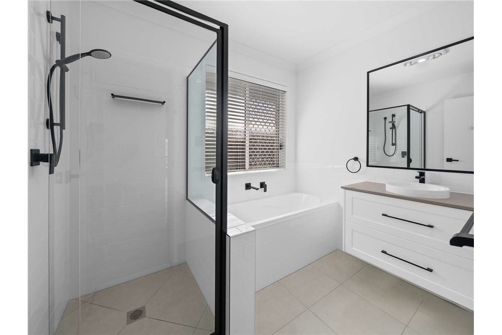 Residencial - Casa - Plainland, Australia - Australia - 12 - 1043167159-27