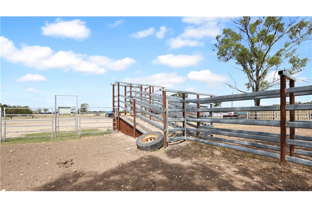 Residencial - Granja - Chinchilla, Australia - Australia - 13 - 1043167008-1264