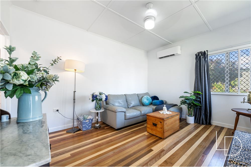 Residential SemiDetached House West Mackay, Australia Australia