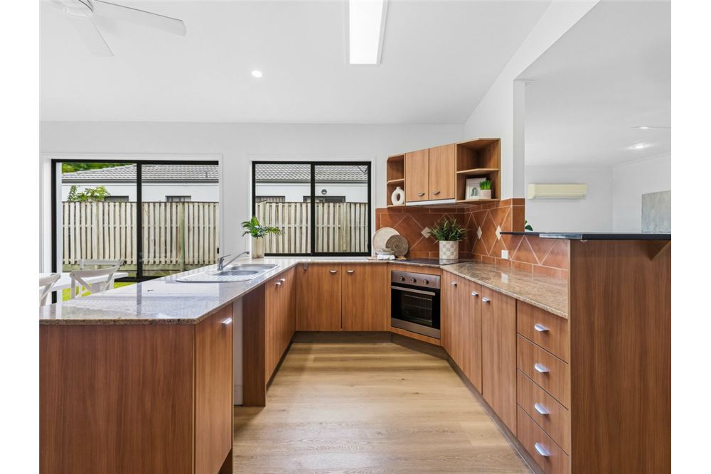 Residential - House - Robina, Australia - Australia - 11 - 1043195034-499