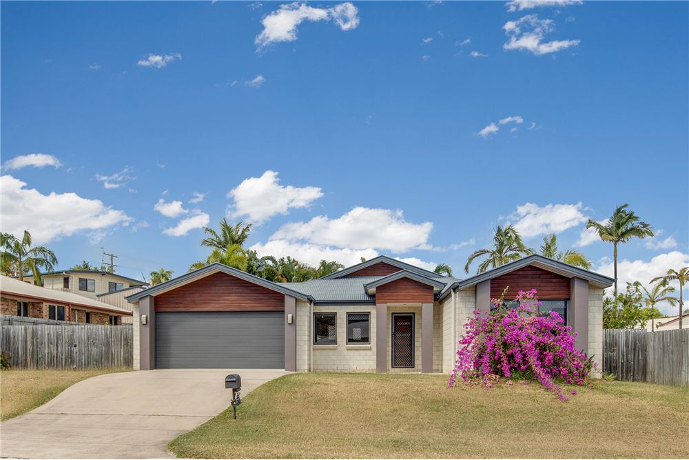 Residential SemiDetached House Boyne Island, Australia Australia