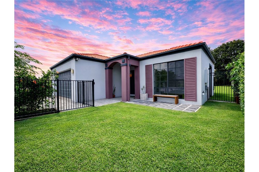 Residential - House - Robina, Australia - Australia - 1 - 1043195034-499