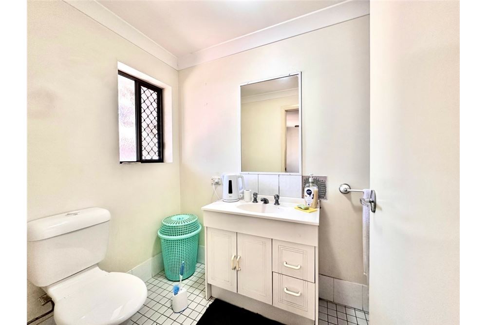 Residential - Condo/Apartment - Merrimac, Australia - Australia - 13 - 1043195034-500