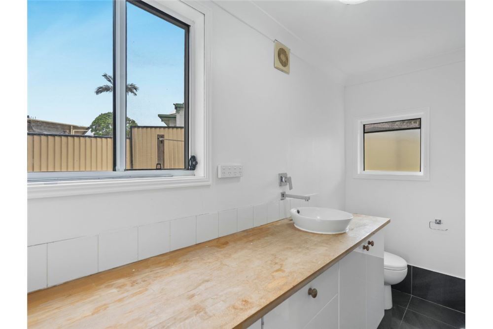 Residential - House - Nerang, Australia - Australia - 11 - 1043195021-613