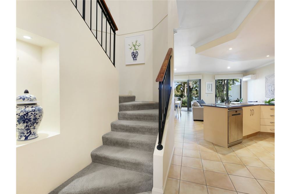 Residential - Condo/Apartment - Carrara, Australia - Australia - 22 - 1043195031-122