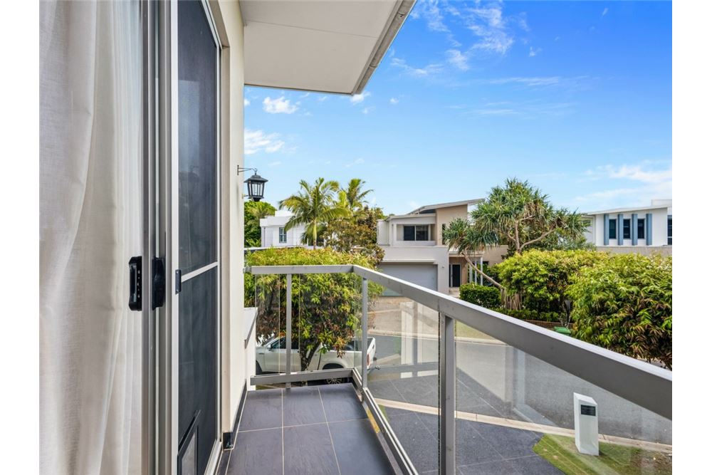 Residential - House - Merrimac, Australia - Australia - 19 - 1043195034-497